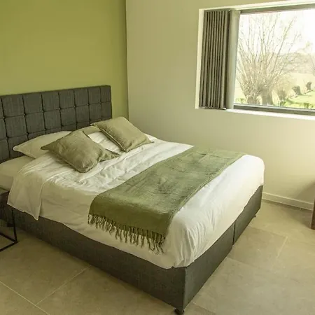 Steedje Holiday home *